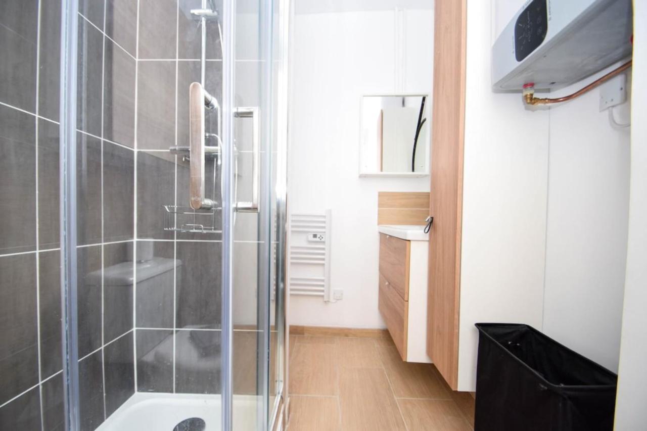 Cosy Studio Refait A Neuf Aux Portes De Paris Vincennes Exterior photo